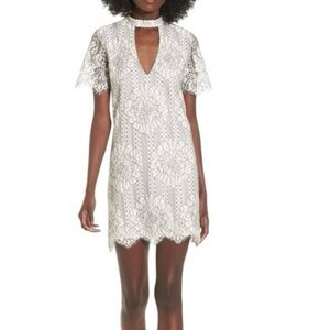 Socialite Nordstrom White Mini Lace Dress with Keyhole Neckline Boxy Size XS